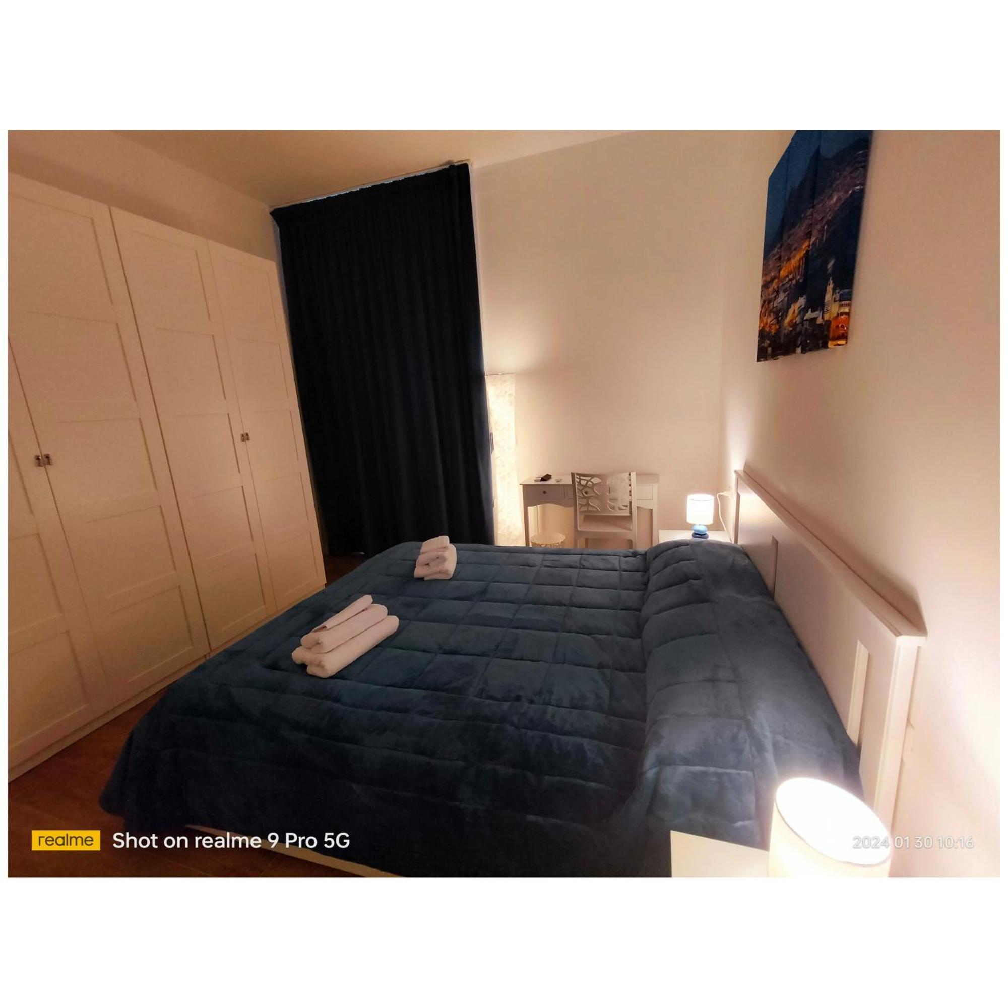ナポリ Le Follie Parthenopee Bed & Breakfast エクステリア 写真